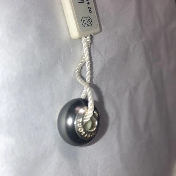 Persona charm - Picture 2 of 4